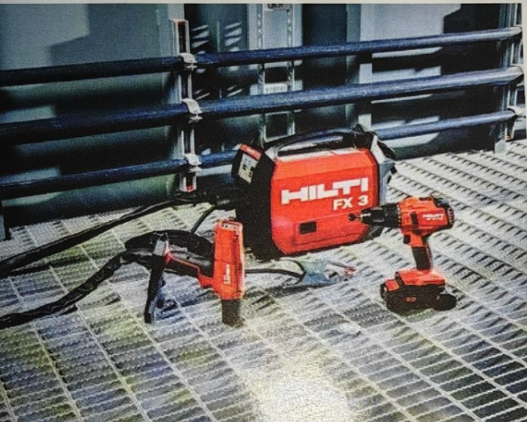 La herramienta de bloqueo de conexión de perno inalámbrico FX3-A de Hilti simplifica la fijación del acero soldado